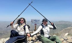 30 dağcıdan Mereto Dağı’na sezonun ilk zirve tırmanışı