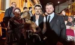 Bilecik Pazaryeri'nde gelenekler mizahla buluştu