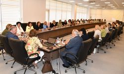 Girişimci kadınlar Isparta'da geleceği konuştu