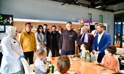 Haluk Bayraktar babasının adını taşıyan bilim merkezini ziyaret etti