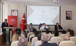 Kars’ta İl Su Kurulu Toplantısında Tarım Müdürü Enver Aydın, sunum gerçekleştirdi