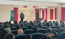 Yeşilay Kars Şubesi’nden Selim Anadolu Lisesi öğrencilerine farkındalık etkinliği