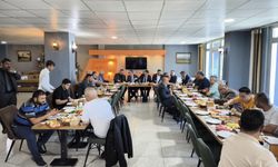 Kars Belediye Başkanı Ötügen Senger Basın mensuplarıyla bir araya geldi
