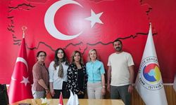 TOBB Kars Kadın Girişimciler Kurulu’ndan Türk Kızılay’ına destek