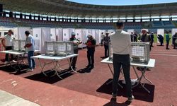 Burdur MAKÜ Stadyumu'nda renkli yarış!