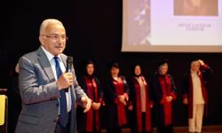 Anne Üniversitesi öğrencileri mezun oldu