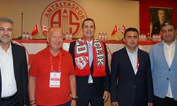 Antalyaspor’da yeni dönem: Rıza Perçin başkan!