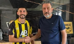 Adana 01 Ömer Önder ile 1 yıllık sözleşme imzaladı