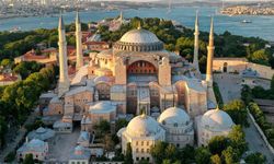 Ayasofya-i Kebir Camii 40 milyon ziyaretçiyi ağırlayarak rekor kırdı