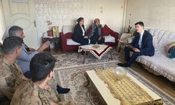 Kaymakam Ahmed Tayyib kahraman’dan şehit annesine anlamlı ziyaret