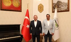 Vali Ziya Polat, Sarıkamış Belediye Başkanı Serdar Kılıç’ı kabul etti