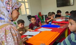 Eyyübiye'de kadınlar kursta çocuklar kreşte