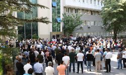 Prof. Dr. Lale Karabıyık, Uludağ Üniversitesi’nden uğurlandı