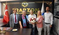 Sanatçı Türüt TDF Trabzon Şubesini ziyaret etti