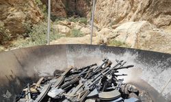 Terörsüz Türkiye sürecinde kritik adım: Terör örgütü PKK silah bıraktı