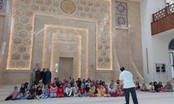 Kars'ta camii çocuk buluşmaları: "Şehirlerin kalbi camilerde buluşalım" projesi devam ekarsdiyor