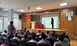 Susuz Kaymakamlığı'ndan muhtarlara bilgilendirme toplantısı düzenlendi