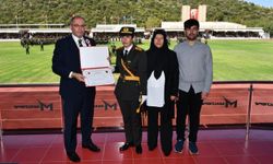 Şehit Ömer Halisdemir’in kızı Elif Nur Halisdemir teğmen oldu