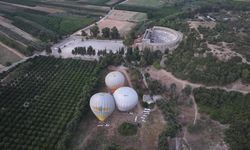 Antalya semalarında süzülen "balonlar" turizme çeşitlilik sunuyor