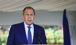 Lavrov: İstanbul’da 2022’de üzerinde mutabık kalınan güvenlik garantilerini destekliyoruz