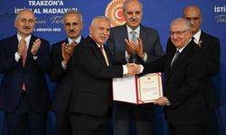 Trabzon’un İstiklal Madalyası 101 yıl sonra teslim edildi