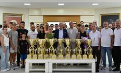 Başkan Kocagöz, Kick Boks sporcularını ağırladı