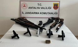 Serik'te kaçak silah operasyonu