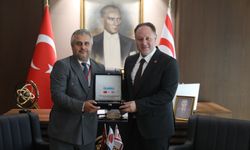 Global Business Management İş İnsanları Derneği, Kıbrıs Cumhuriyet Meclisi’ni ziyaret etti