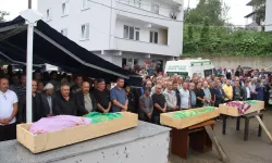 Gurbetçi aileden 3 kişi gözyaşları ile toprağa verildi