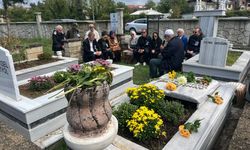 Milli Eğitim Bakanı Akyol Düzce'de mezarı başında anıldı