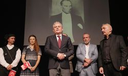 Giresun'da anlamlı tiyatro oyununa büyük ilgi