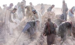 Afganistan'da deprem: en az  250 ölü