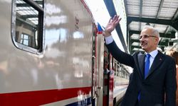 Turistik Karaelmas Treni Seferlere Başlıyor