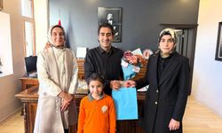 Kaymakam Aslantatar, en fazla kitap okuyan öğrenciyi ödüllendirdi