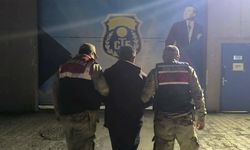 Kars'ta dolandırıcılık suçundan 7 yıl 6 ay kesinleşmiş hapis cezası bulunan şahıs yakalandı