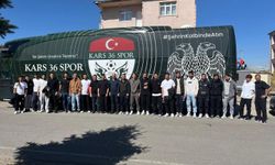 Hizmet-İş Sendikası, Kars36 Spor futbolcularını Selim Kültür Evi’nde ağırladı