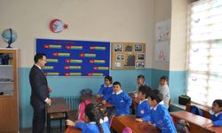 Kaymakam İsmail Demirtaş’tan Şahnalar Köyü İlkokulunda öğrencilerle bir araya geldi