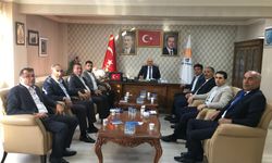 AK Parti Kars İl Başkanlığı’nda Aylık İlçe Başkanları Toplantısı gerçekleştirildi