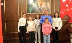 Kars Valisi Ziya Polat, Dünya Kız Çocukları Günü'nde kız çocuklarıyla buluştu