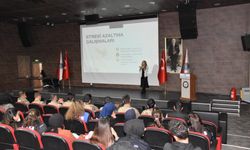 Kars’ta emniyet personeline “Psikolojik İlk Yardım” eğitimi verildi