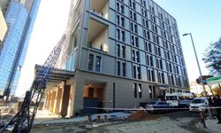 İstanbul Şişli’de kız öğrenci yurduna vinç devrildi