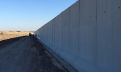 Türkiye kara sınırlarının yüzde 44’üne güvenlik duvarı inşa edildi