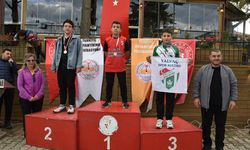 Eğirdir’de Cumhuriyet coşkusuyla “Eğirdir gölü’nün çığlığı” yankılandı