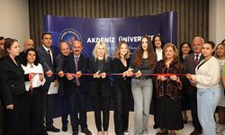 Akdeniz Üniversitesi kütüphanesi yüzde 30 büyüdü: 12 bin kişilik dev kapasite