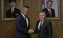 Bakan Bak Fenerbahçe yönetimini kabul etti