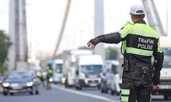 Trafikte 'makas atan' sürücülere 60 gün men cezası!