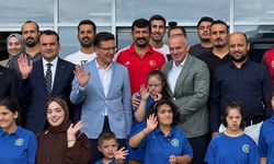 Hacı Abdullah Onur Özel Eğitim Okulu'na anlamlı ziyaret ve spor malzemesi desteği