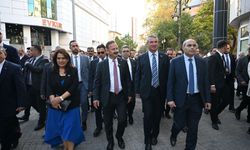Yavuz Ağıralioğlu Kütahya'da esnafı dinledi