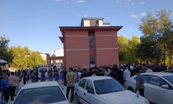 Elazığ’da izinsiz yürüyüşe polis müdahalesi