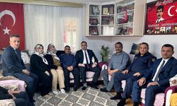 Ulus Kaymakamı Fırat Kadiroğlu’ndan şehit öğretmen Erol Ercan’ın ailesine ziyaret